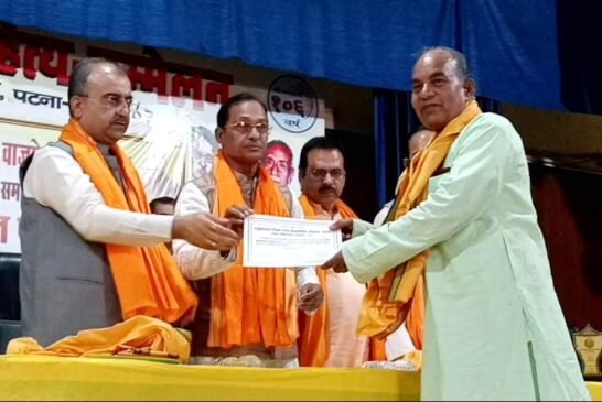 'अटल साहित्यकार सम्मान' से नवाजे गए हैं 