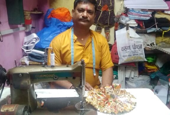 भगवान का टेलर : जो इंसानों के नहीं, सिर्फ देवताओं के कपड़े सिलते हैं